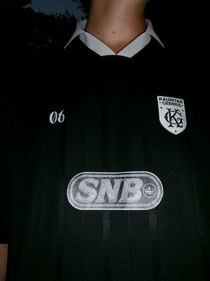 SNB | must retro särk